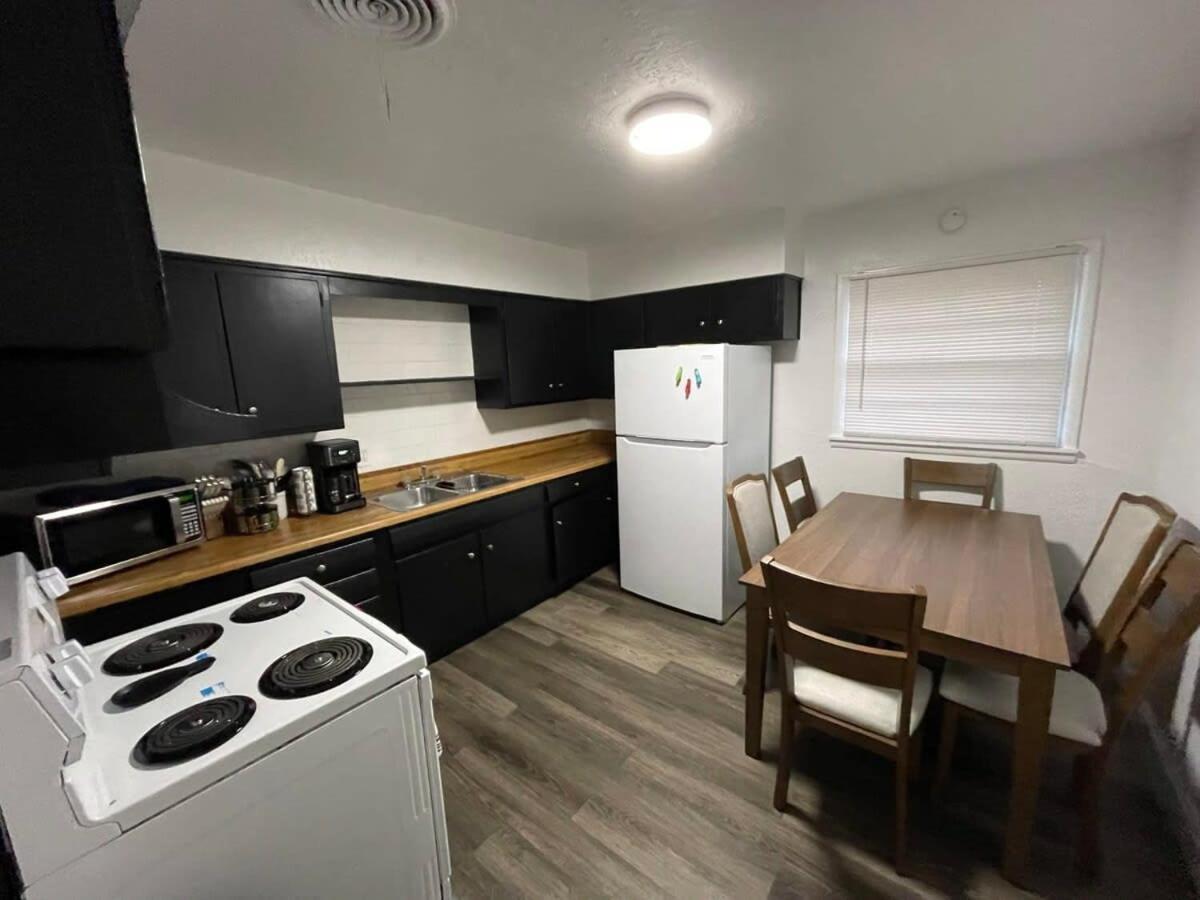 Cozy 3-Bedroom, 1-Bath Home Close To Fort Sill 劳顿 外观 照片